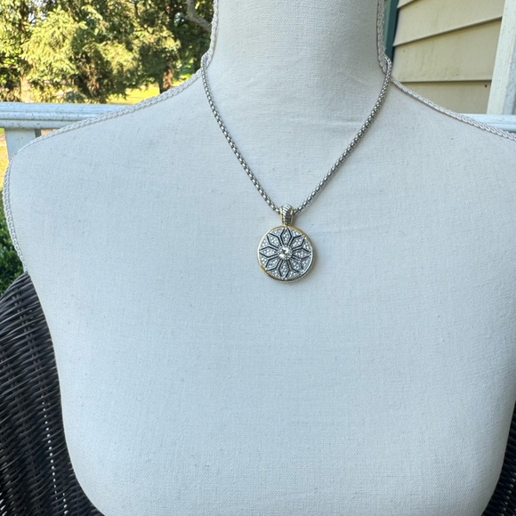 Golden girls statement Necklace, Minimalist Golden Hypoallergenic… - Picture 5 of 15